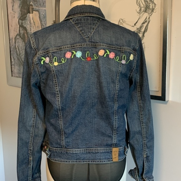 Vintage 2005 Tommy Hilfiger Floral Embroidered Denim Jean Jacket Women's Medium - Picture 1 of 8